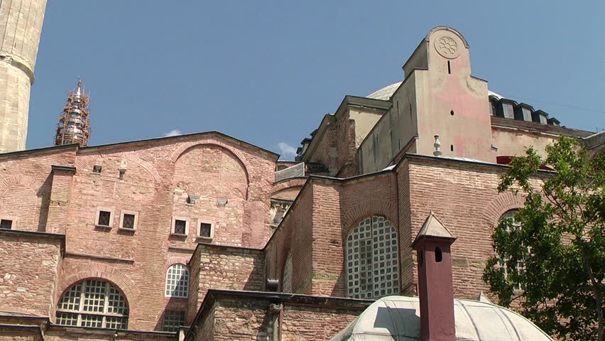 istanbul-turkey-october-29-2013-hagia-sophia-is-the-oldest-church