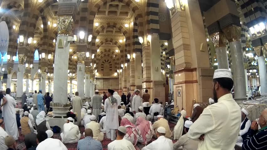 MEDINA-MAR 08:Muslims Rest And Pray Inside Of Masjid Nabawi March 08 ...